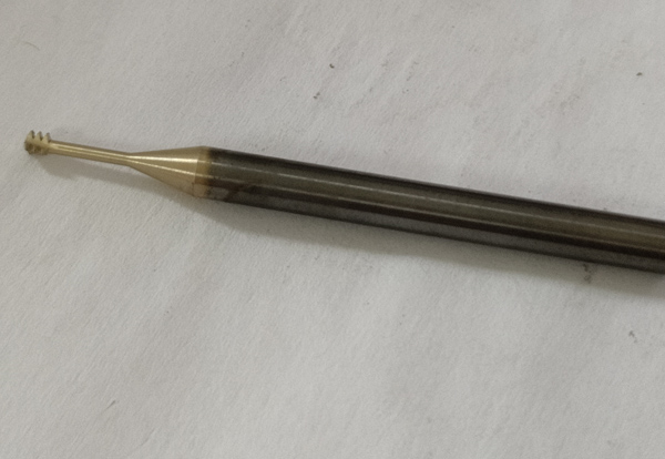 高硬料攻牙攻不動，絲攻太大，買不到，怎么辦？-螺紋銑刀